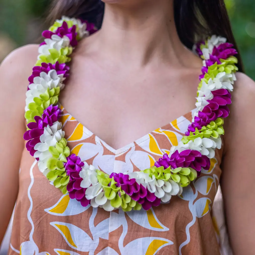 Fancy Robin Lei - Green Purple White