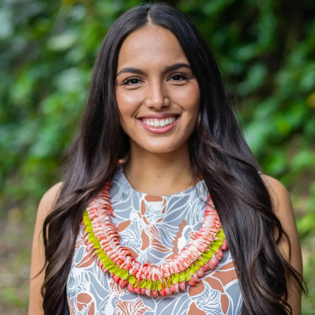 Butterfly Coral Green Lei