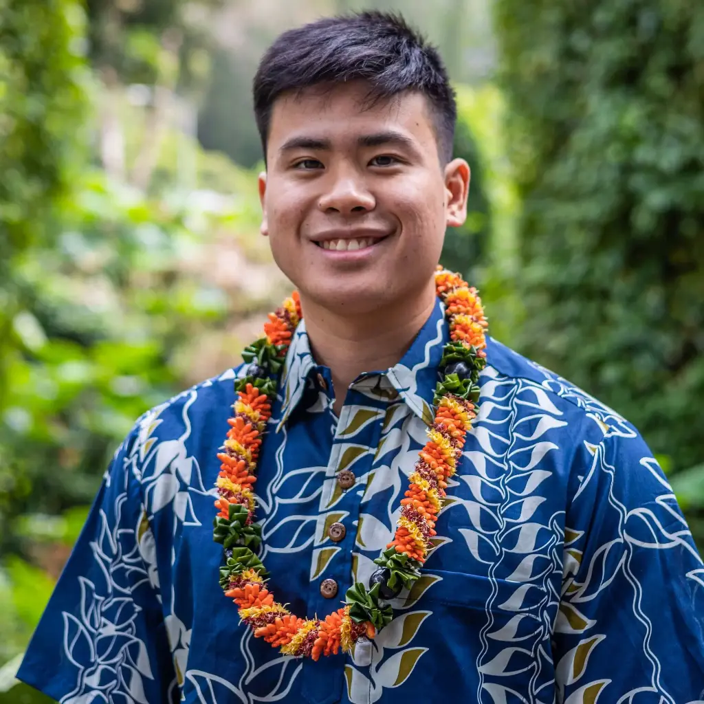 Cigar (Kukui Nut) Lei