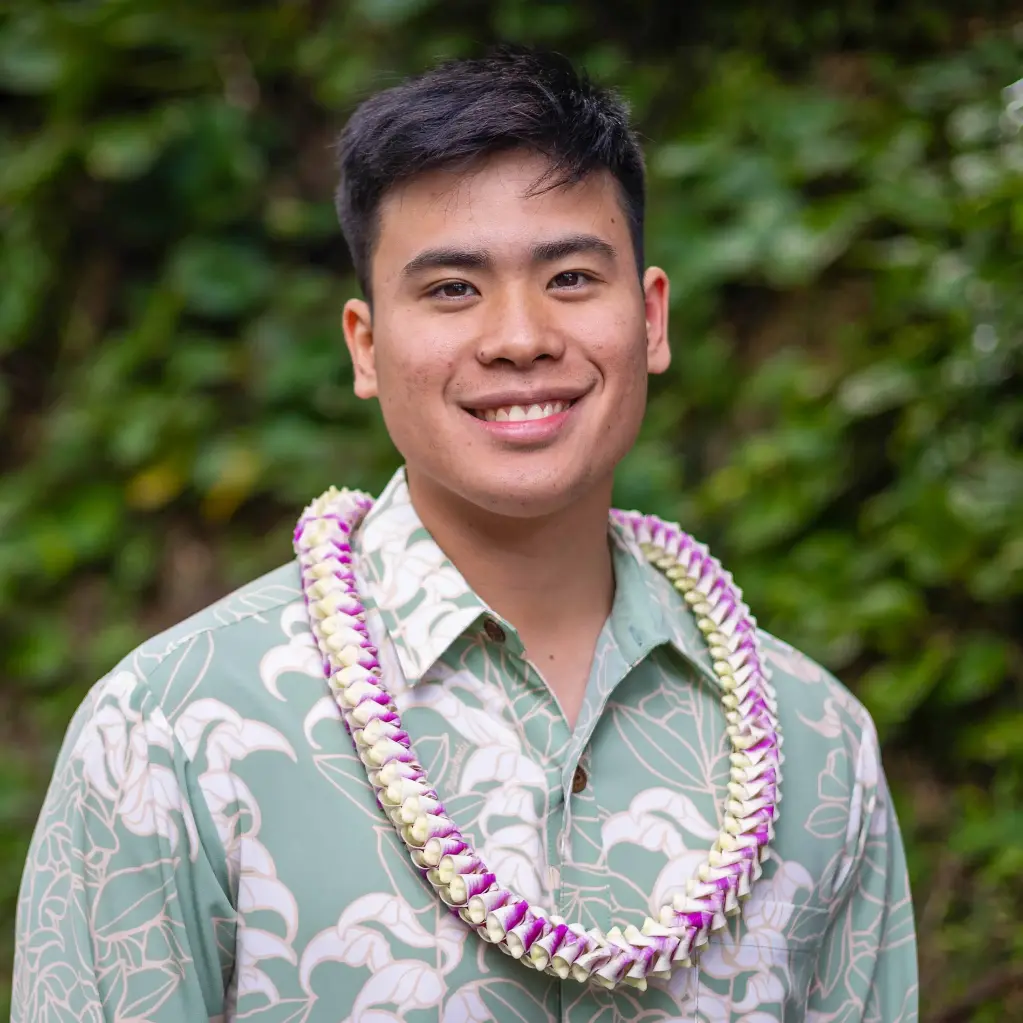 Pahoehoe Purple Lei  