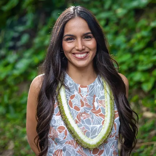 Christina Green & White Lei
